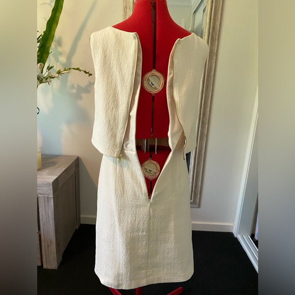 Size 6 - Classy Cream Banana Republic layered dress - Picture 9 of 13